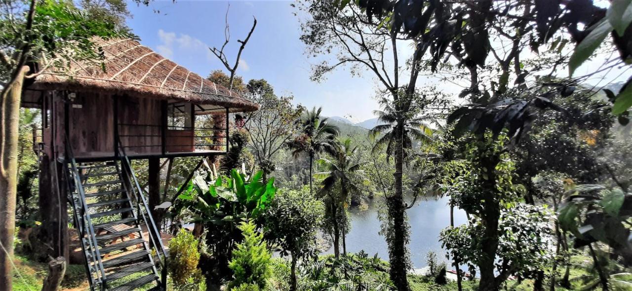 Noah'S Nest Tree House Apartment Thekkady Exterior photo