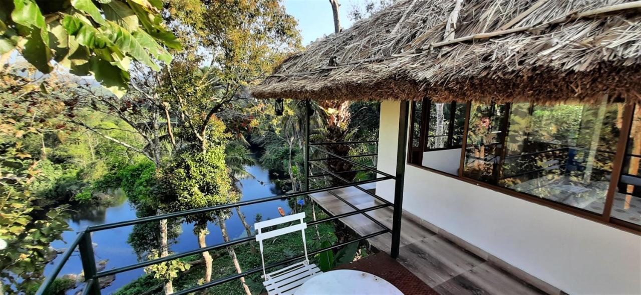 Noah'S Nest Tree House Apartment Thekkady Exterior photo