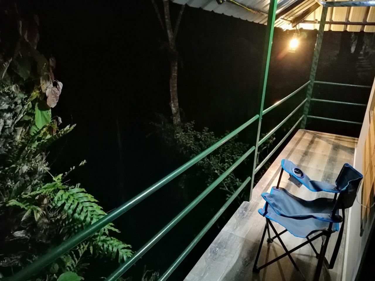 Noah'S Nest Tree House Apartment Thekkady Exterior photo
