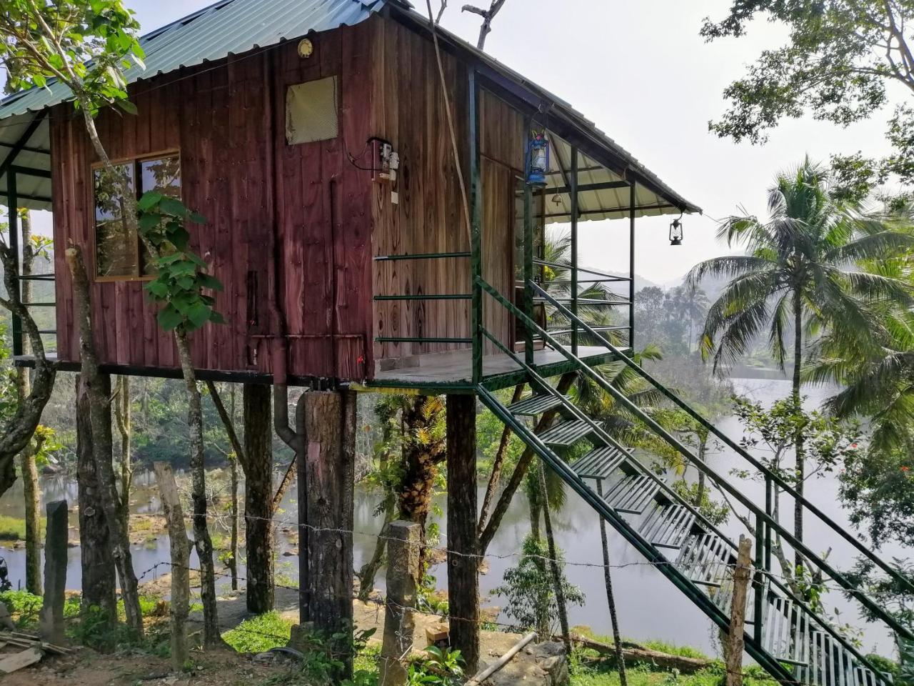 Noah'S Nest Tree House Apartment Thekkady Exterior photo